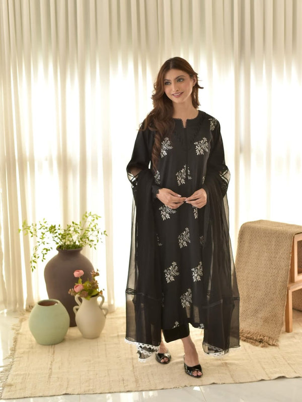 BLACK HOORIYA 3PCS